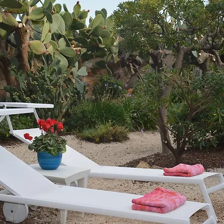 Il Rifugio Dello Scoglio * オストゥーニ