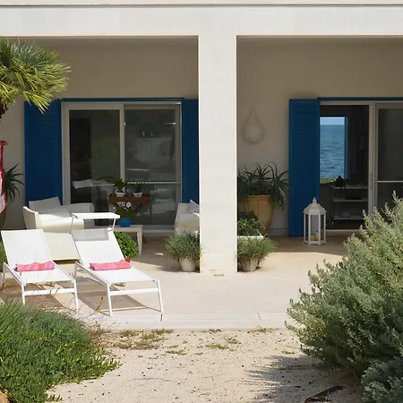 Il Rifugio Dello Scoglio ヴィラ